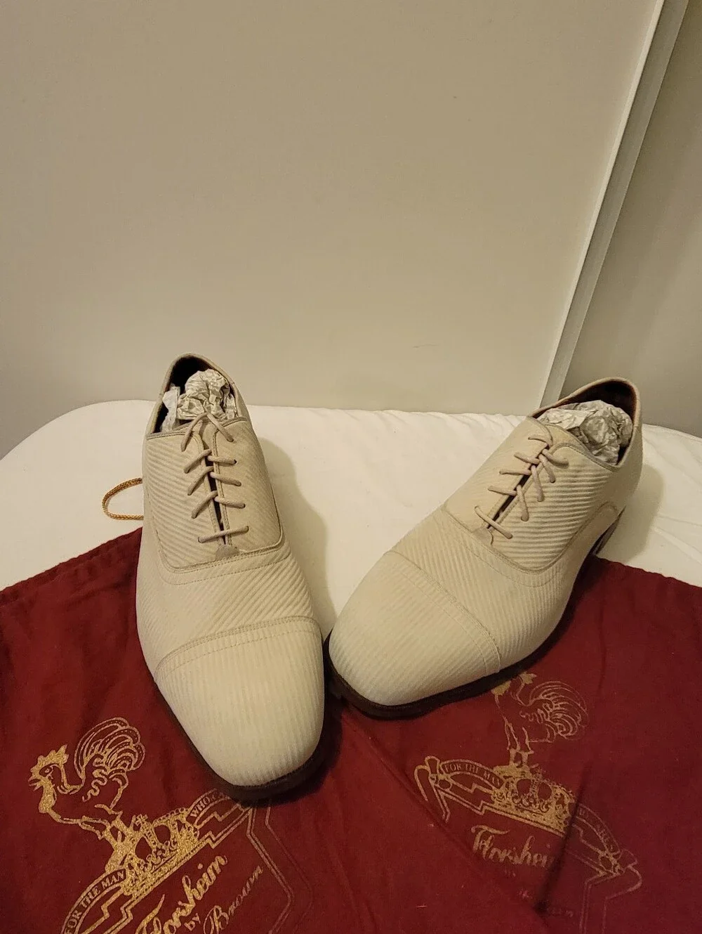 rare Florsheim by Duckie Brown white textured canvas or seersucker cap-toe oxfor